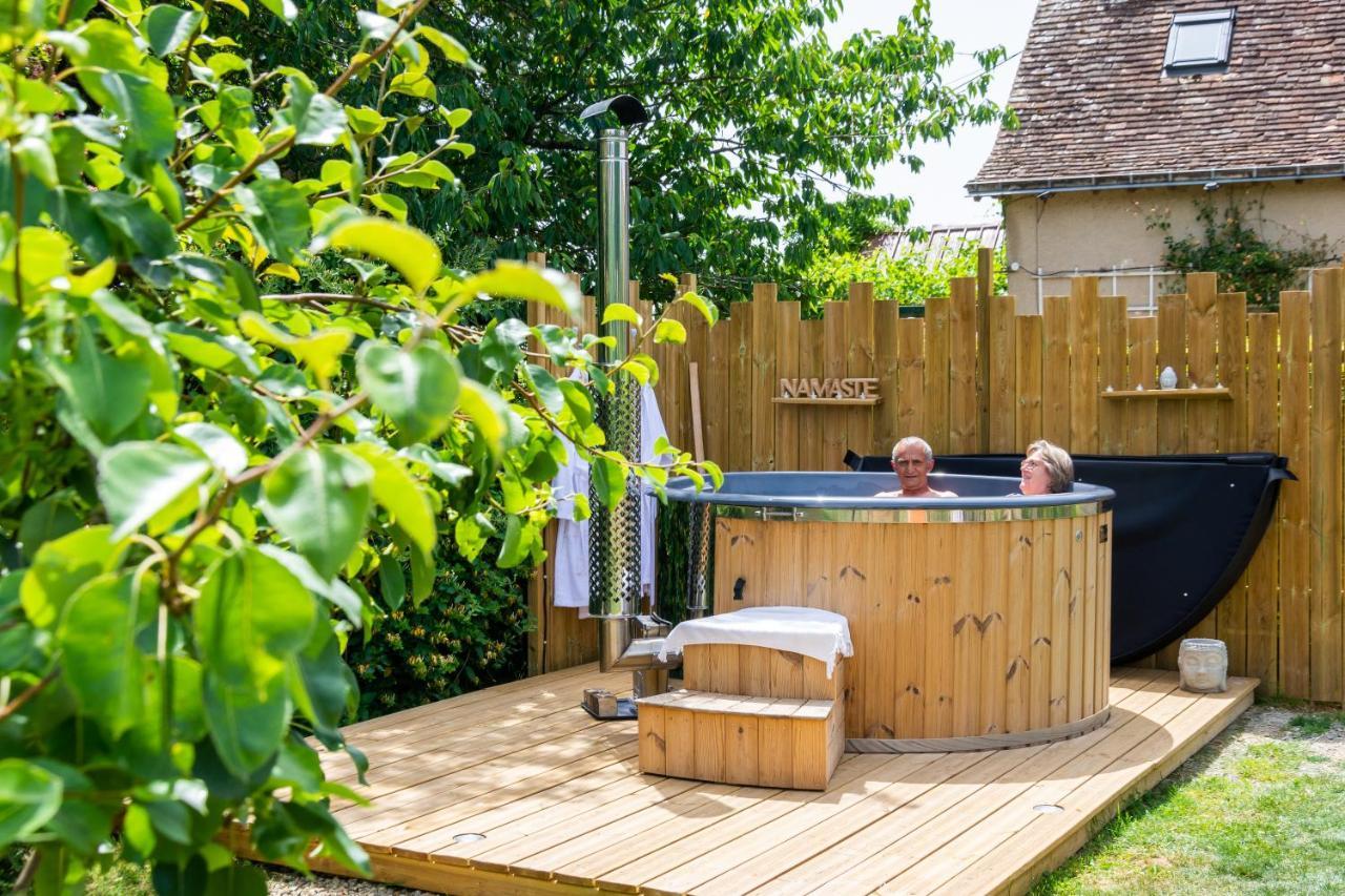Cabane En Bois Avec Bain Nordique Asnieres-sur-Vegre Exterior foto